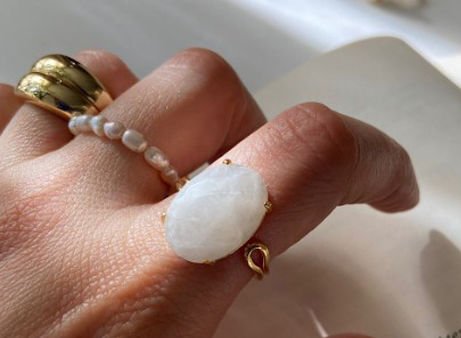 Doğal Taşlı Yüzük Modelleri ile Kişiliğinizi Yansıtın
