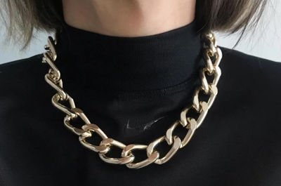 Birbirinden Şık Tasarımları Bulunan Zincir Kolye Modelleri Hangileri