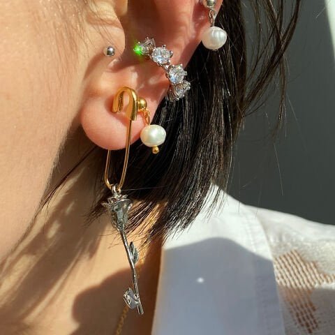 Çatal İğnede Gül ve İnci Model 2