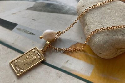 Charm Kolye Modelleri ile Farklılık Yaratın