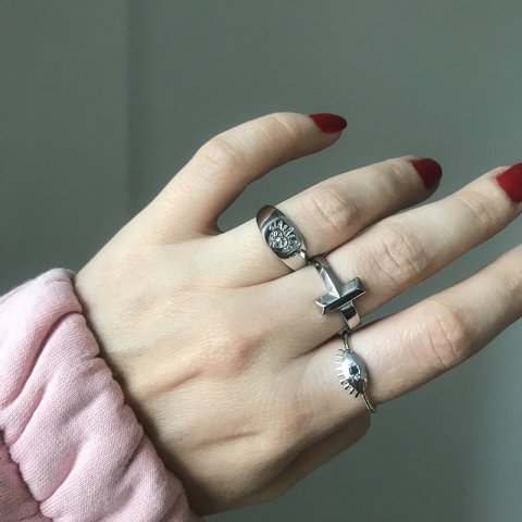 Lacivert Taşlı Göz Yüzük