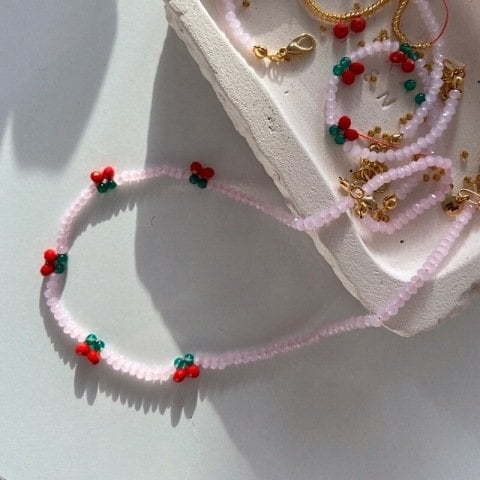 Cherry Kiss Kristal Kiraz Kolye