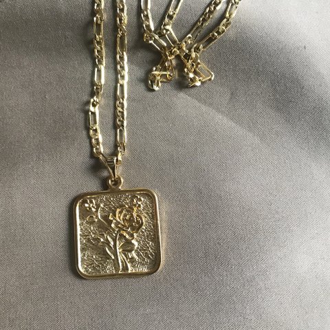 Vintage Kare Gül Madalyon