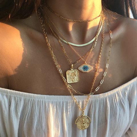 Vintage Kare Gül Madalyon