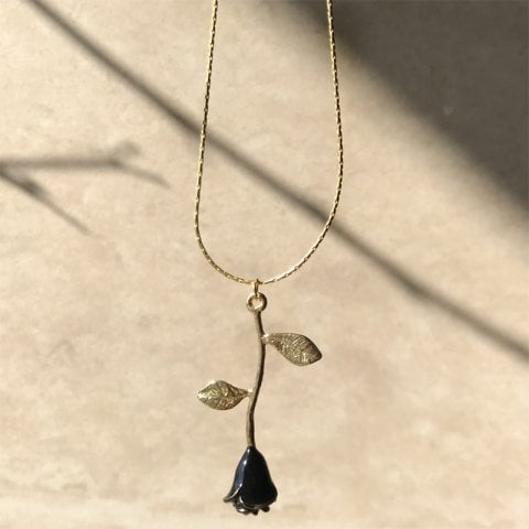 Rose Noire Siyah Gül Kolye