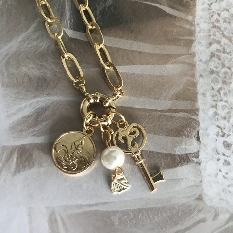 Hurly Burly Key Anahtar Kolye