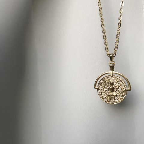 Towards The Sun Madalyon Kolye