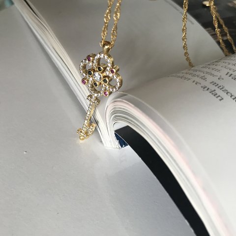 Alice's Key Anahtar Kolye