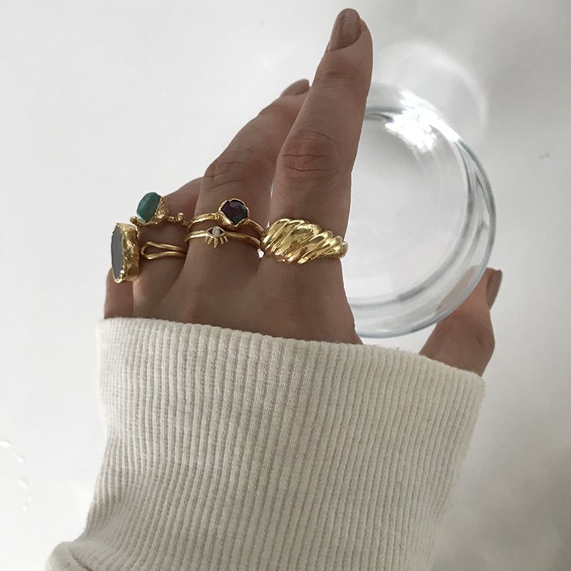 Kruvasan Burgu Yüzük