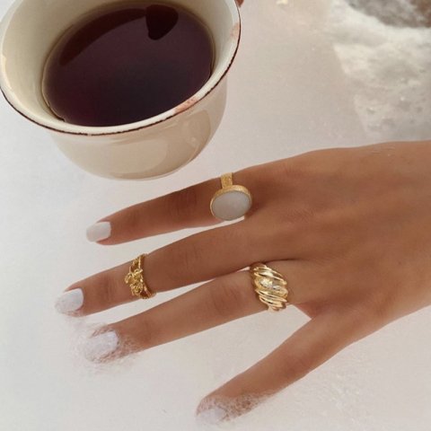 Kruvasan Burgu Yüzük