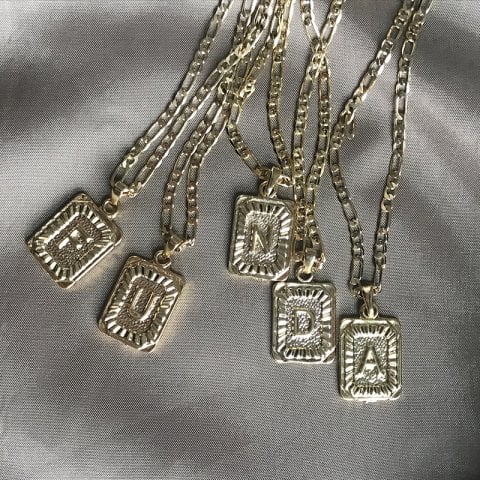 Vintage Dörtgen Harf Kolye