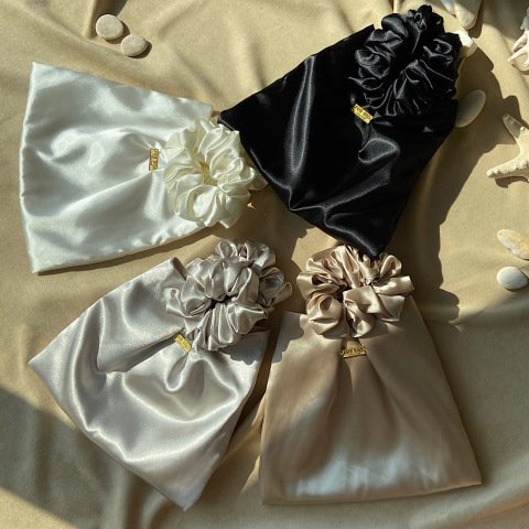 Siyah Saten Bilek Çanta