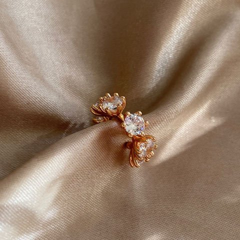 Çember Taşlı Earcuff