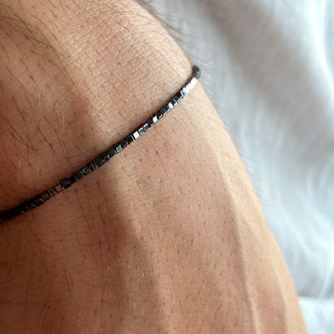 Minimal Küp Hematit Erkek Bileklik