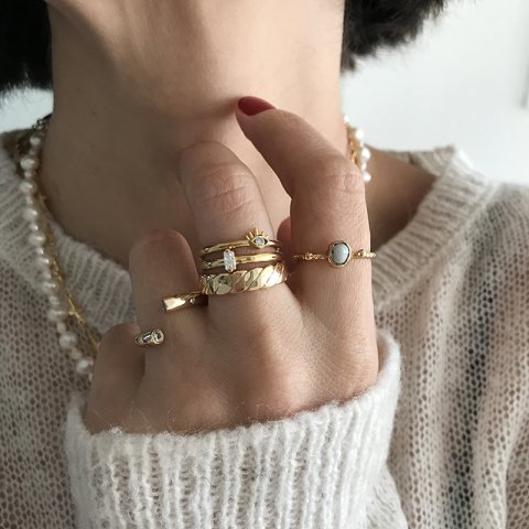 Gold Topçuklu Barok İnci Yüzük