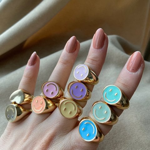 Gülen Yüz Mineli Yüzük