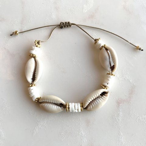 Annulus Kabuklu Bileklik