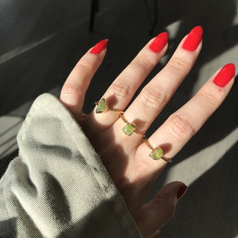 Peridot Taşı Yüzük