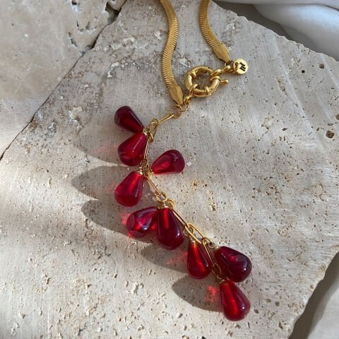 Nar Salkım Zincir Kolye