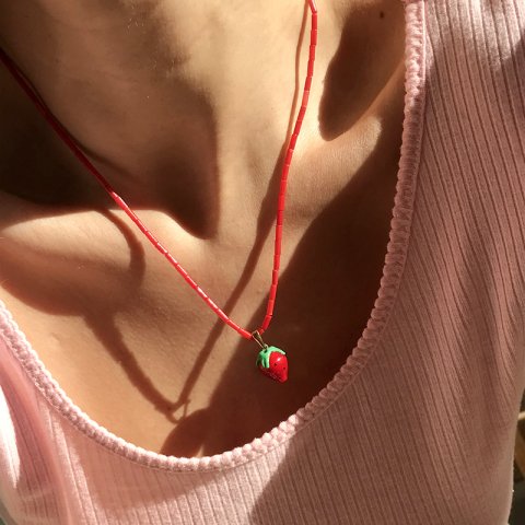 Mercan Çilek Kolye