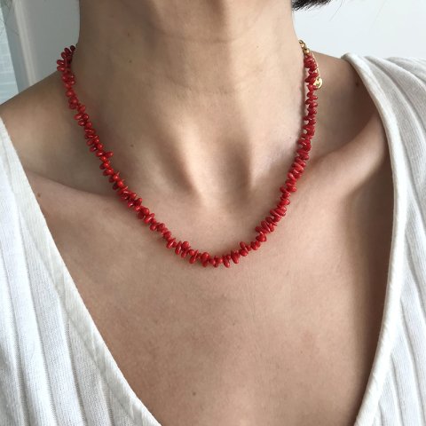 Minimal Mercan Kolye