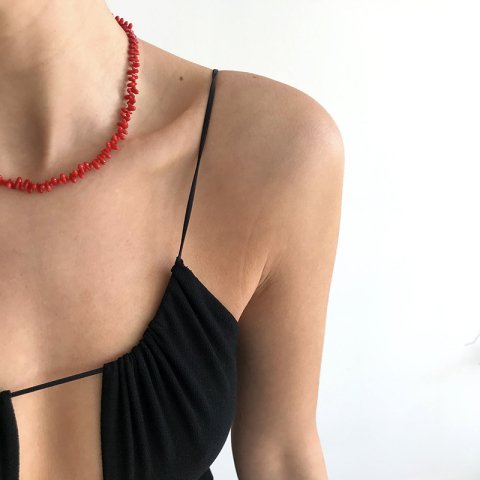 Minimal Mercan Kolye