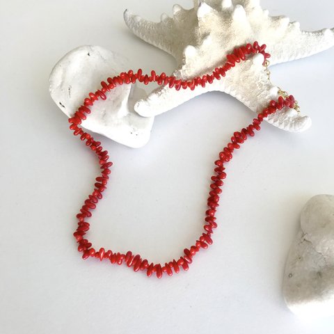 Minimal Mercan Kolye