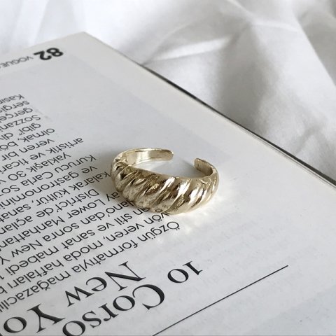 Burgu Yüzük Light Gold