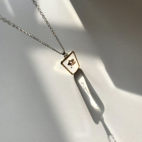 Reçinede Sedef Kolye