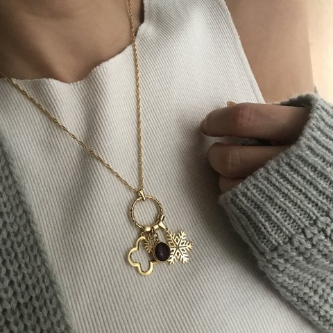 Kar Tanesi Harfli Charm Kolye