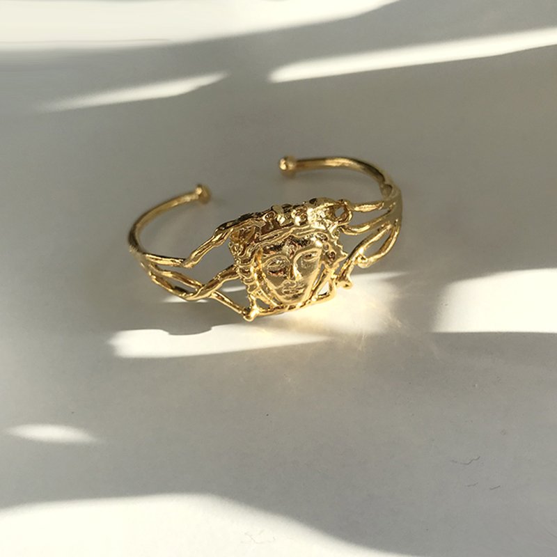 Medusa Kelepçe Bileklik
