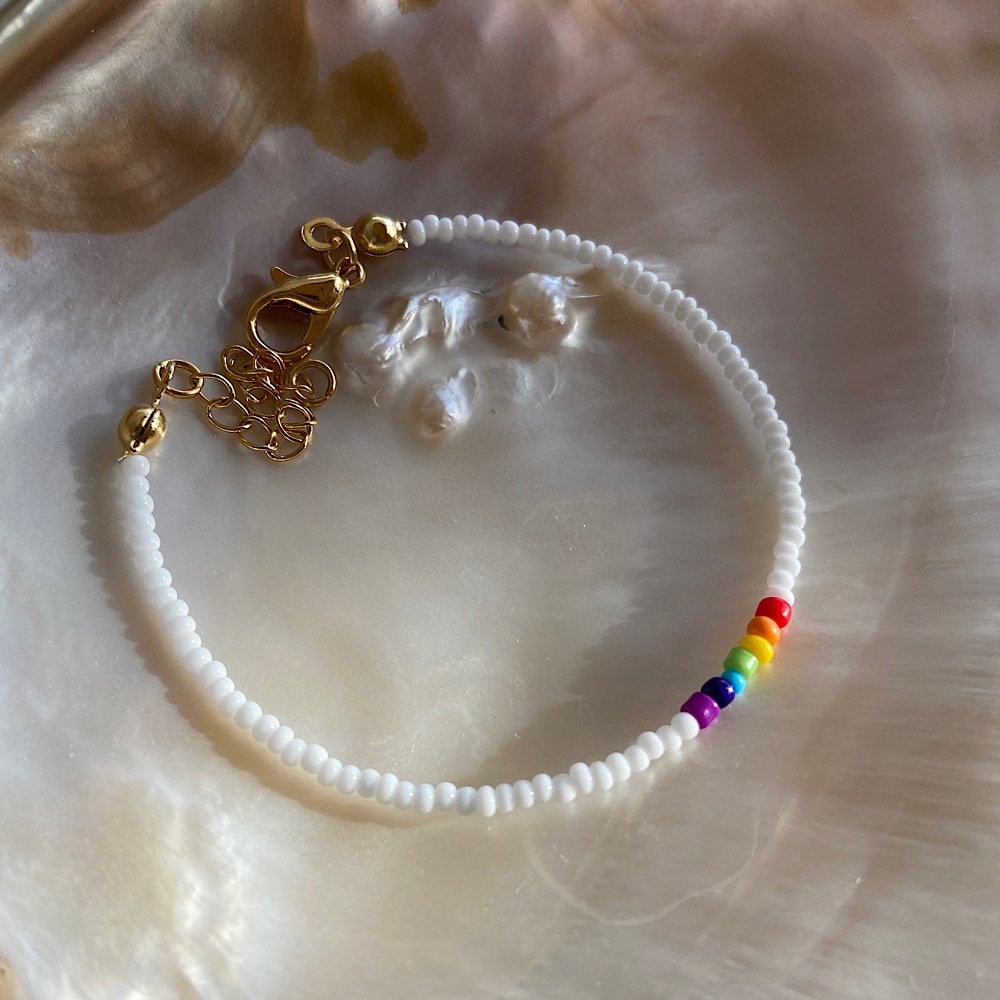 Rainbow Pride Kum Boncuk