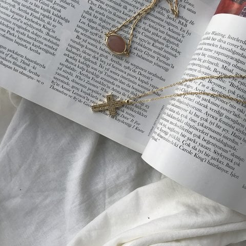 Pembe Kuvars Choker Kolye