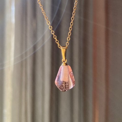 Pembe Nar Tanesi Kolye