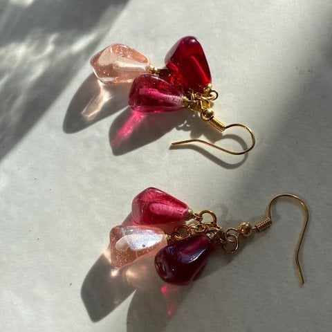 Üç Renk Nar Salkım Küpe