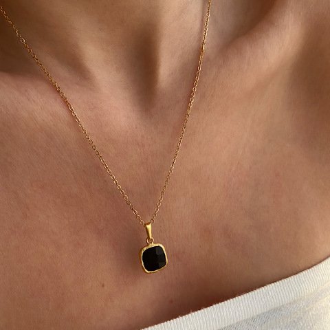 Obsidyen Fasetli Kare Kolye