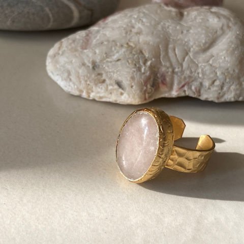 Pembe Kuvars Oval Yüzük