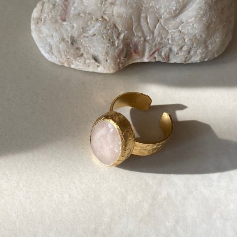 Pembe Kuvars Oval Yüzük