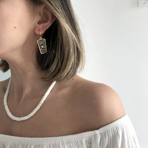 Reçinede Sedef Küpe