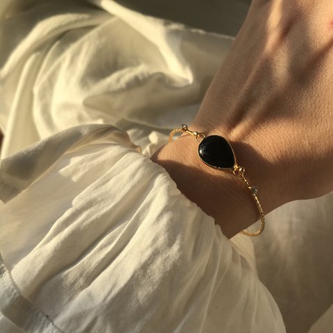 Oniks Taşı İnce Kelepçe Bileklik