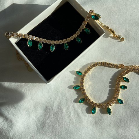 Yeşil Renkli Baklava Taşlı Halhal