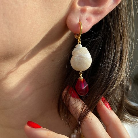 Barok İncili Nar Tanesi Küpe