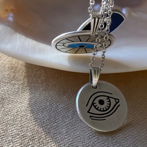 The Eye Madalyon Kolye