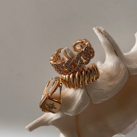 Zirkon Taşlı Zincir Yüzük