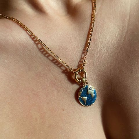 Dünya Mineli Kolye