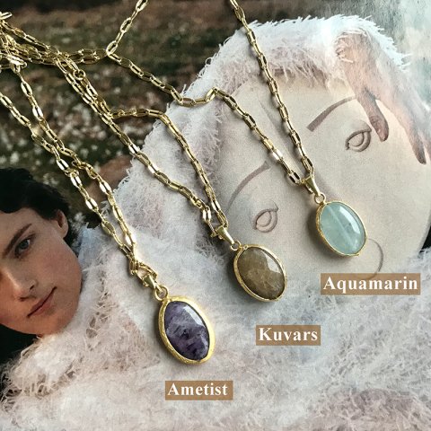 Oval Doğal Taş Kolye