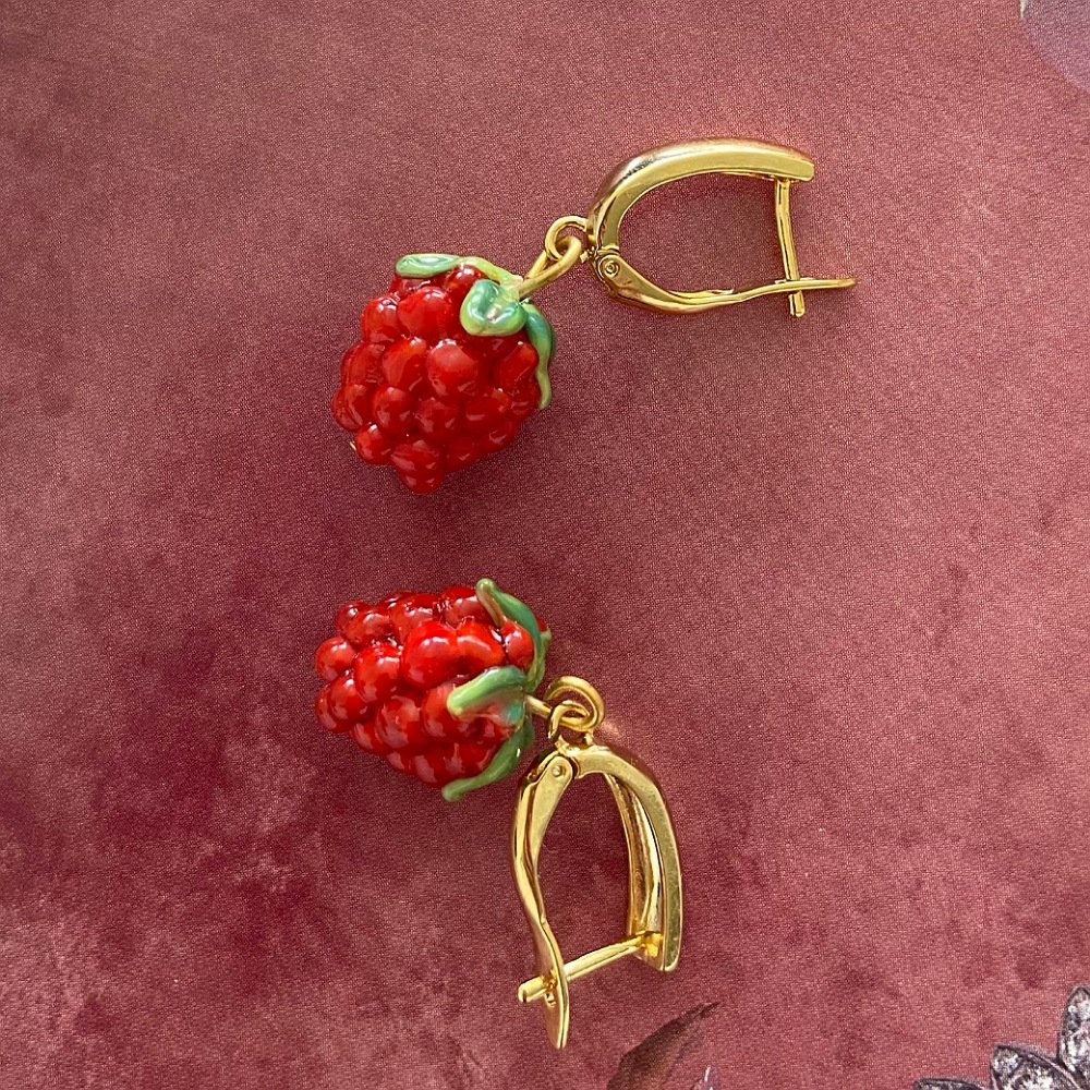 Berry Berry Red Murano Cam Küpe