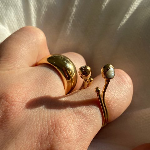 Göğe Uzananlar İnci Yüzük