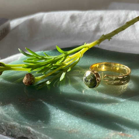 Perinayt Taşlı Minimal Yüzük