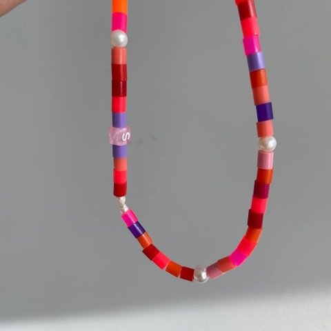 Harfli Pinky Neon Kolye